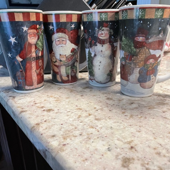 Set of 4 tall Christmas mugs - Picture 1 of 4